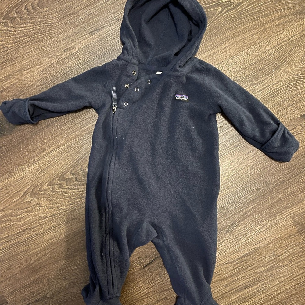3-6 month Navy blue fleece zip up Patagonia bunting